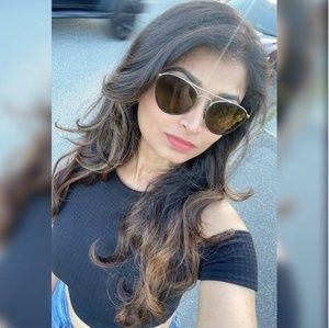 Meet your Posher, Supreet